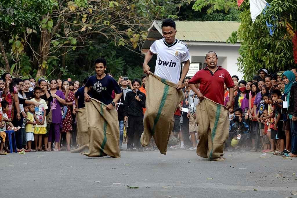 Persiapan Lomba 17-an: Dari Ornamen hingga Piala Juara
