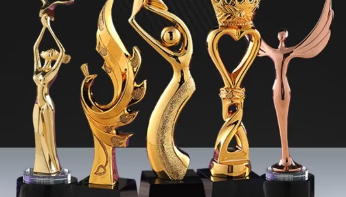 Sentuhan Estetik! Mengenal Aksesori Ornamen Trophy Premium yang Bikin Tampilan Piala Jadi Lebih Mewah